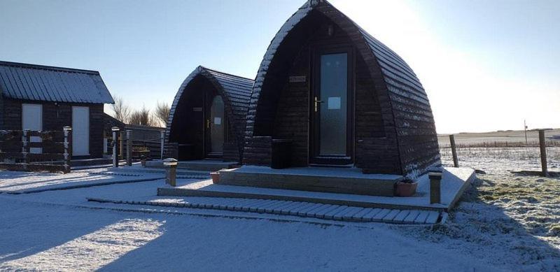 Hillside Camping Pods And Shepherd'S Hut Wick  Bagian luar foto