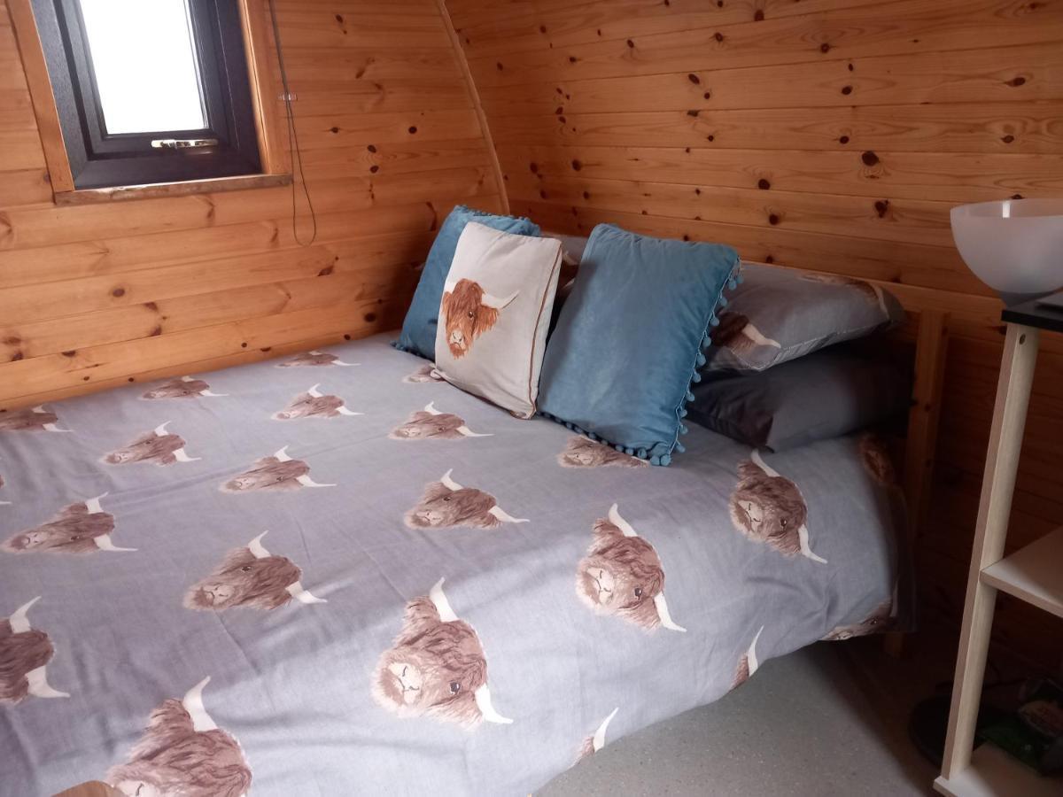 Hillside Camping Pods And Shepherd'S Hut Wick  Ruang foto