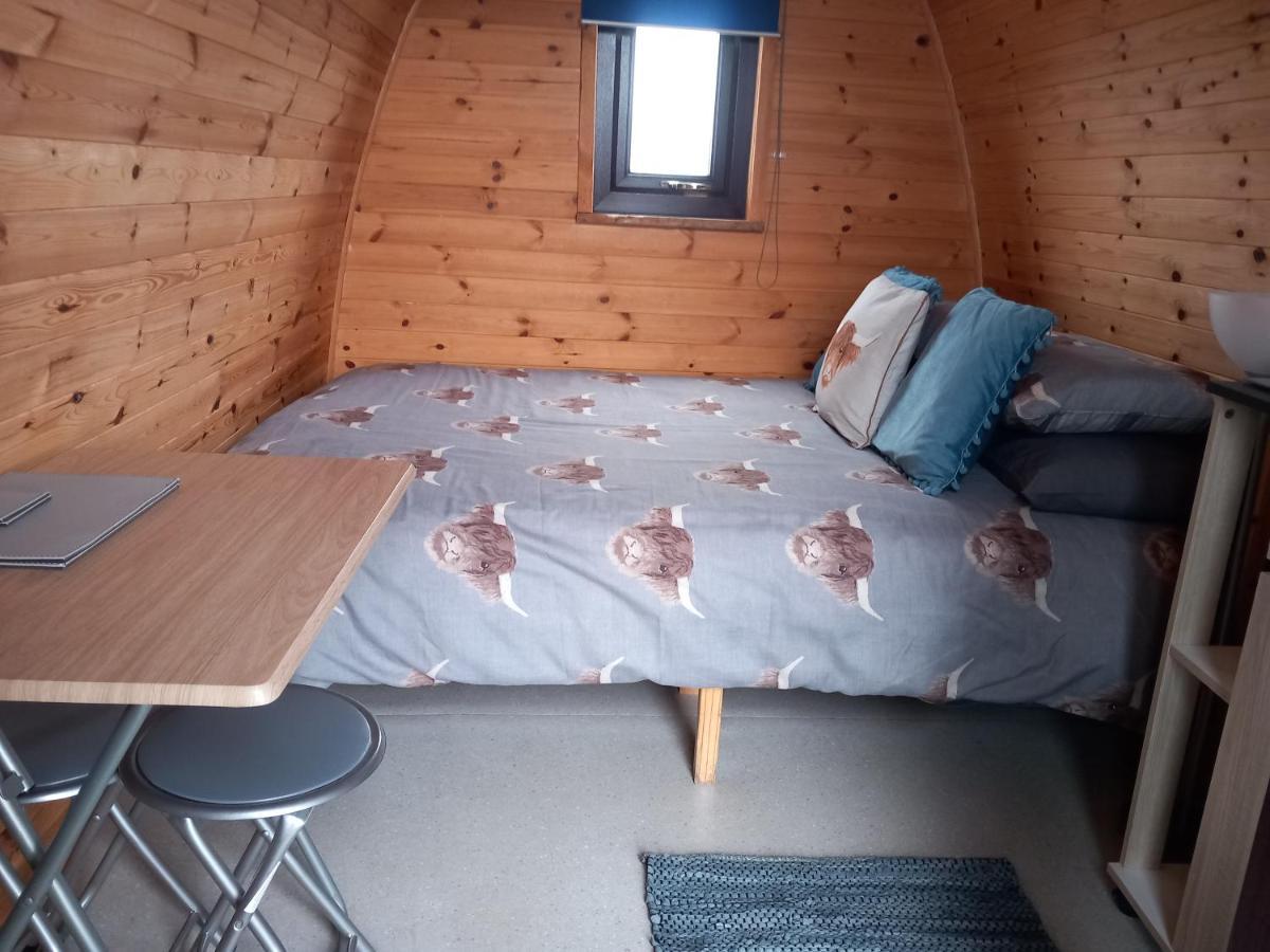 Hillside Camping Pods And Shepherd'S Hut Wick  Ruang foto