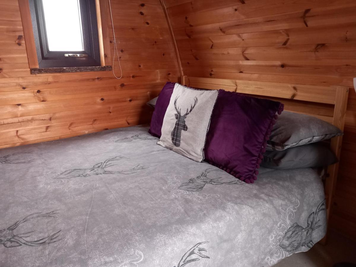 Hillside Camping Pods And Shepherd'S Hut Wick  Ruang foto